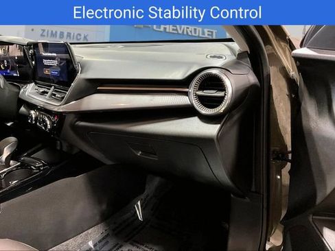 Certified 2024 Chevrolet Trax ACTIV w/ Driver Confidence Package image 25