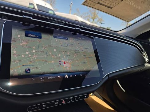 New 2026 Mercedes-Benz E 350 4MATIC Sedan image 12