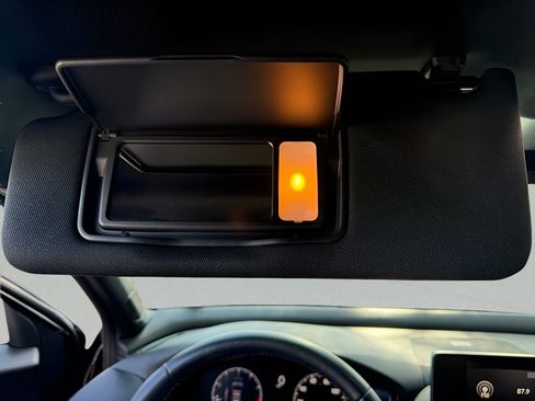 Certified 2025 Honda HR-V Sport image 31