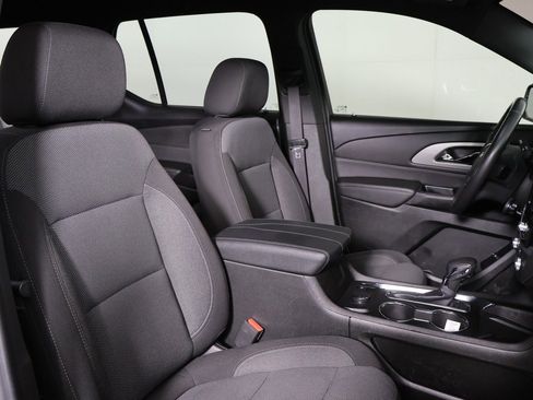 Used 2022 Chevrolet Traverse LT w/ LPO, Floor Liner Package image 27