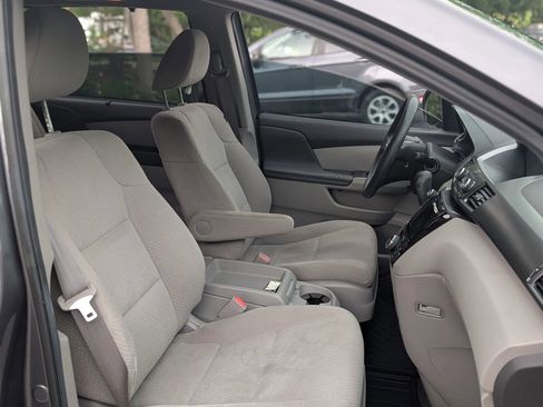 Used 2014 Honda Odyssey EX image 23