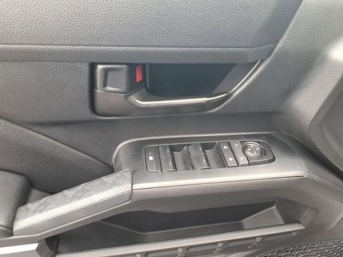 Used 2025 Toyota Tacoma SR5 image 11