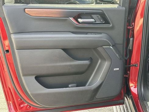 New 2026 GMC Yukon XL Denali w/ Sun & Power Step Package image 25