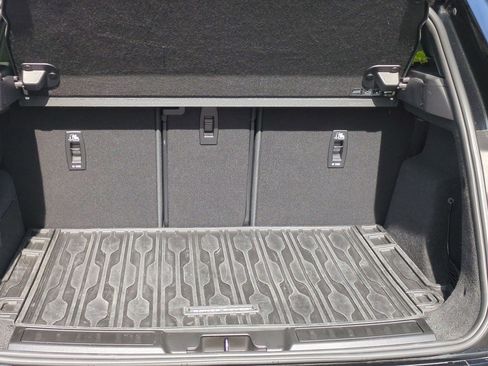 Used 2024 Land Rover Range Rover Evoque S image 24