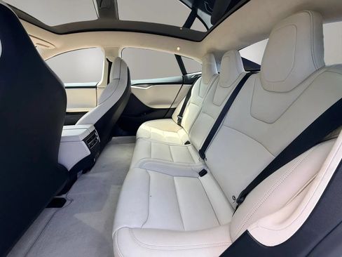 Used 2018 Tesla Model S 75D AWD/4WD image 10