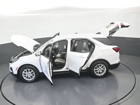 Used 2024 Chevrolet Equinox LS w/ Driver Confidence II Package FWD image 59