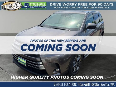Used 2018 Toyota Highlander Limited Platinum AWD/4WD image 3