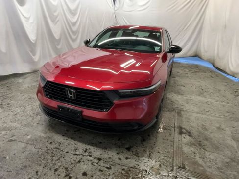 Used 2023 Honda Accord Sport image 14
