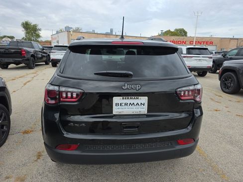 New 2026 Jeep Compass Limited image 7