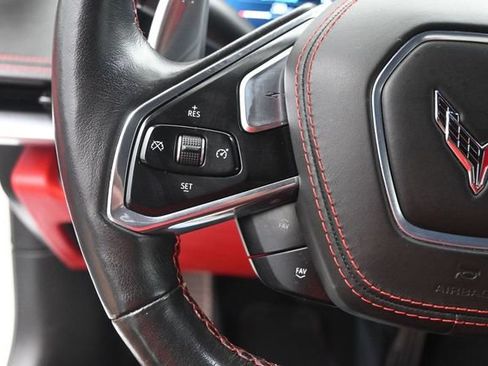 Used 2022 Chevrolet Corvette Stingray Premium Cpe w/ Z51 Performance Package RWD image 8