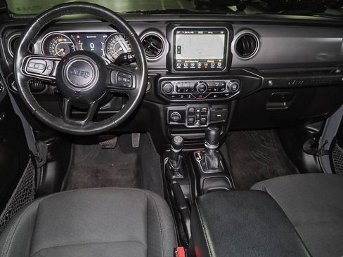 Used 2022 Jeep Wrangler Unlimited Sport image 10