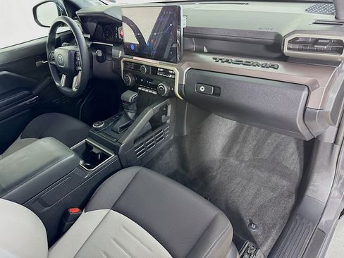 Used 2025 Toyota Tacoma TRD Sport RWD image 35