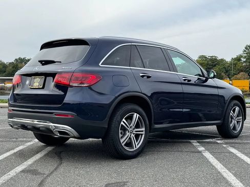 Used 2021 Mercedes-Benz GLC 300 4MATIC image 6
