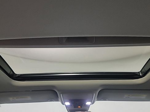 Certified 2025 Honda Accord SE image 24