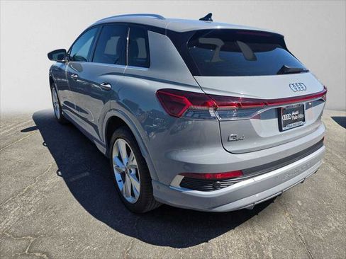 Used 2023 Audi Q4 e-tron Prestige w/ 20" Wheel Package AWD/4WD image 5