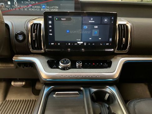 New 2025 Ford Expedition Tremor image 30