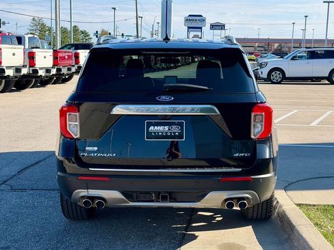 Used 2021 Ford Explorer Platinum w/ Equipment Group 601A AWD/4WD image 5