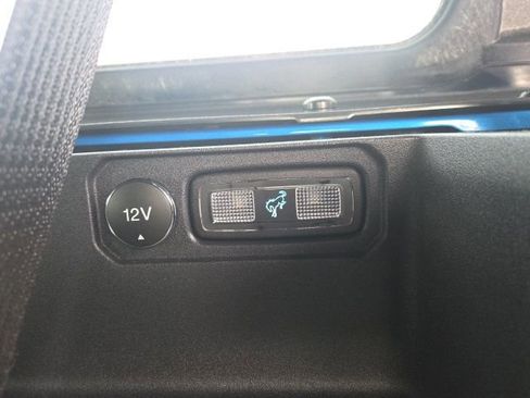 Certified 2022 Ford Bronco Wildtrak image 12