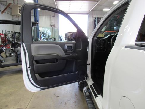Used 2018 Chevrolet Silverado 2500 W/T w/ WT Convenience Package image 13