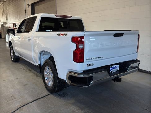 Used 2025 Chevrolet Silverado 1500 LT w/ Leather Package image 3