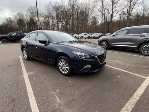 Used 2016 MAZDA MAZDA3 i Sport w/ Preferred Equipment Package image 8