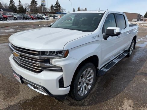 Used 2021 Chevrolet Silverado 1500 High Country w/ Technology Package image 3