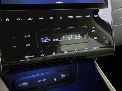 Used 2022 Hyundai Tucson Limited w/ Cargo Package FWD image 20