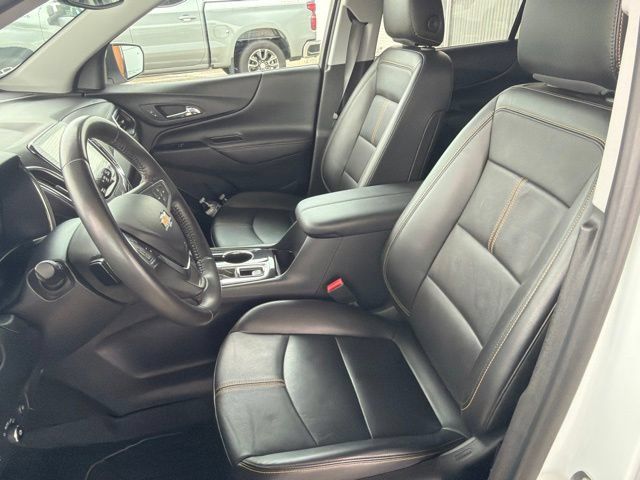 Used 2022 Chevrolet Equinox Premier AWD/4WD image 3