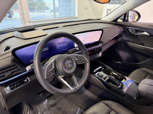 Used 2024 Buick Envision Preferred image 10