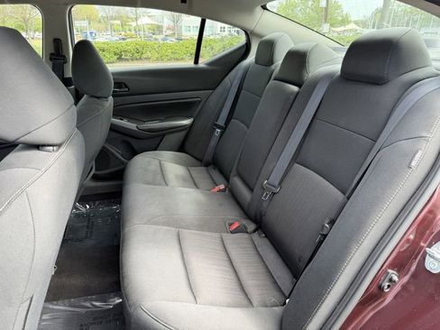 Used 2024 Nissan Altima 2.5 SV FWD image 26