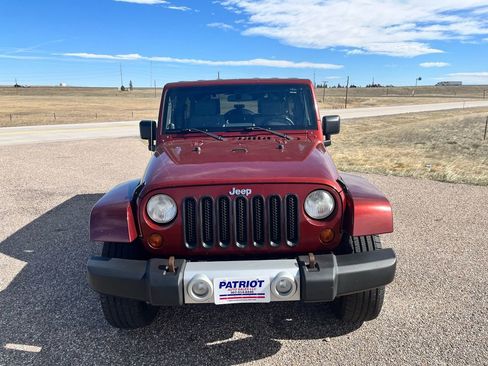 Used 2010 Jeep Wrangler Unlimited Sahara w/ Dual Top Group image 8