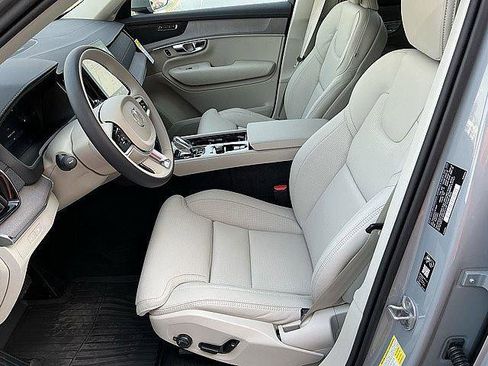 New 2026 Volvo XC90 T8 Ultra w/ Protection Package Premier AWD/4WD image 15