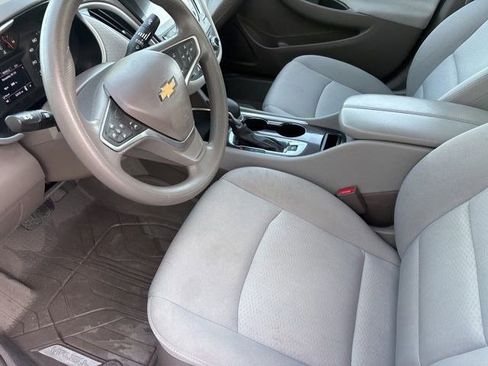 Used 2023 Chevrolet Malibu LT w/ LPO, Floor Liner Package FWD image 10