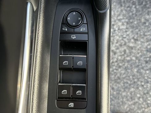 Used 2025 MAZDA CX-50 AWD 2.5 S w/ Accent Package image 12