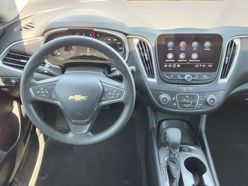 Used 2025 Chevrolet Malibu LS w/ Driver Confidence Package FWD image 31