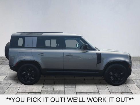 Used 2022 Land Rover Defender 110 X-Dynamic SE AWD/4WD image 8
