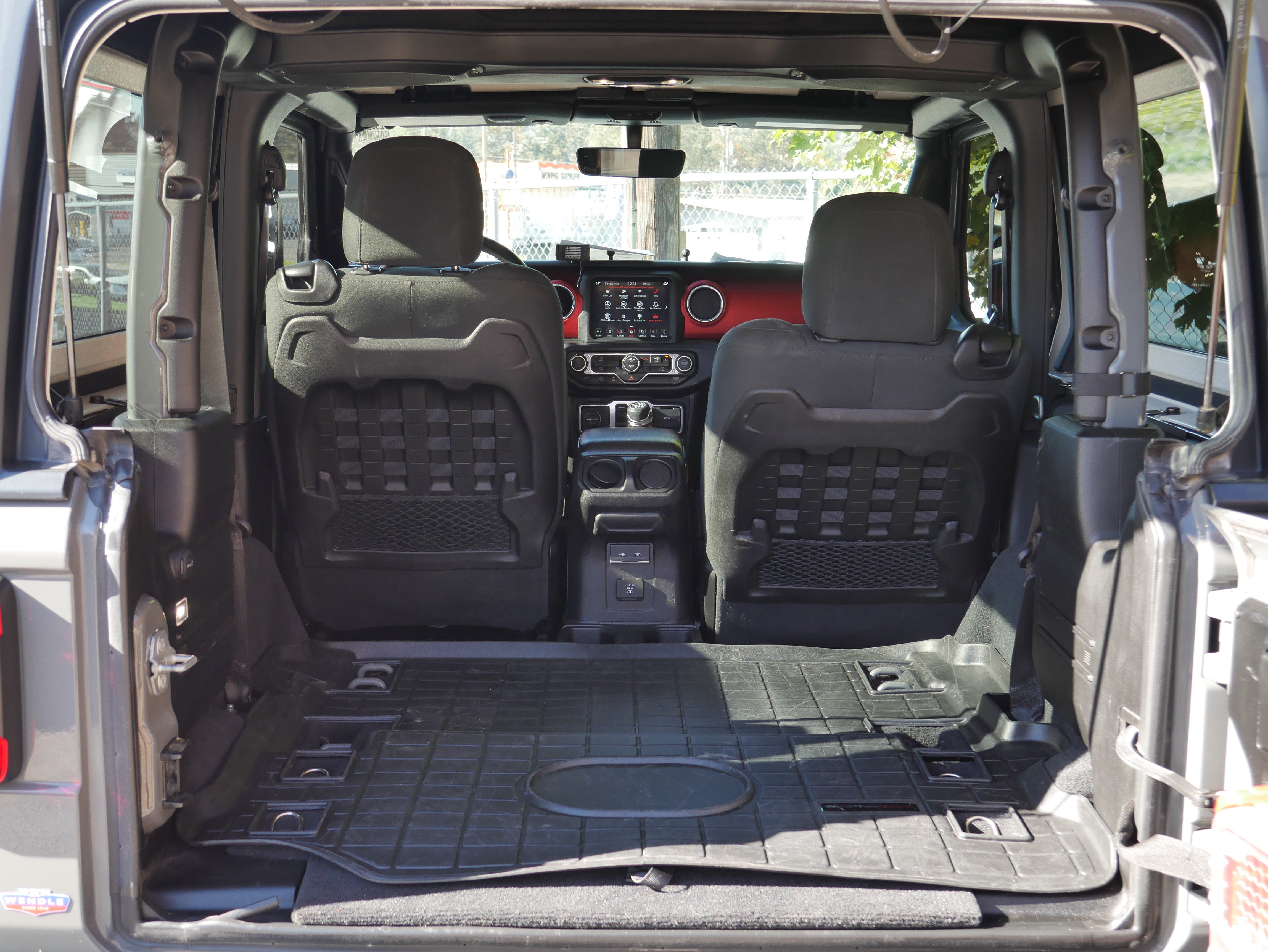 Used 2019 Jeep Wrangler Rubicon AWD/4WD image 23