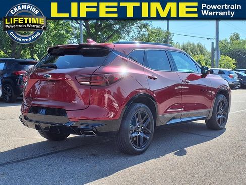 Used 2024 Chevrolet Blazer RS w/ Enhanced Convenience Package FWD image 5