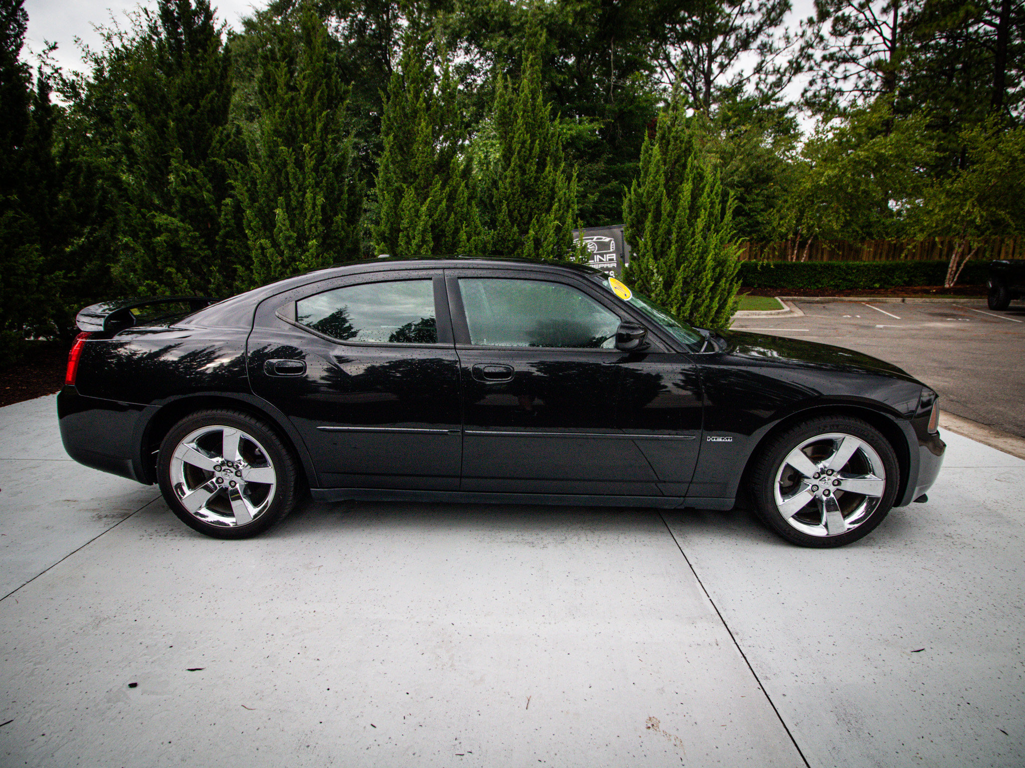Used 2009 Dodge Charger R/T RWD image 11