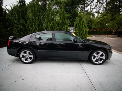 Used 2009 Dodge Charger R/T RWD image 11