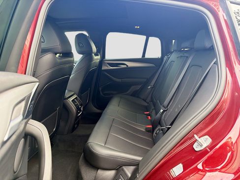 Certified 2025 BMW X4 xDrive30i w/ Premium Package image 22