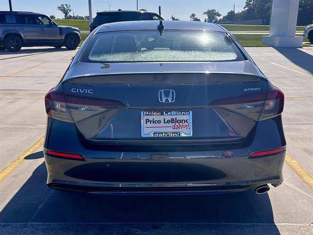 Used 2025 Honda Civic Sport image 4