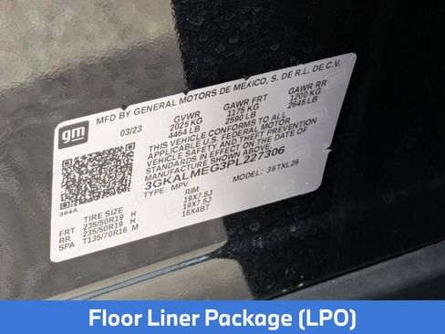 Used 2023 GMC Terrain SLE w/ Driver Convenience Package FWD image 28