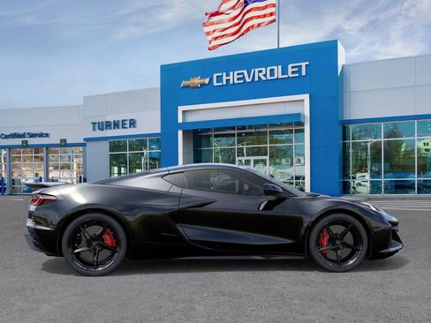 New 2026 Chevrolet Corvette E-Ray w/ Stealth Interior Trim Package AWD/4WD image 5