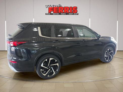Used 2022 Mitsubishi Outlander SE FWD image 5