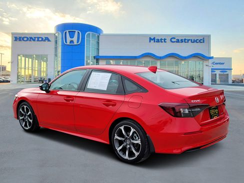 Certified 2025 Honda Civic Sport Touring image 3