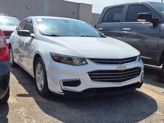 Used 2018 Chevrolet Malibu LS FWD video 1