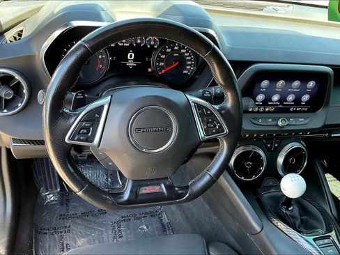 Certified 2021 Chevrolet Camaro SS image 5