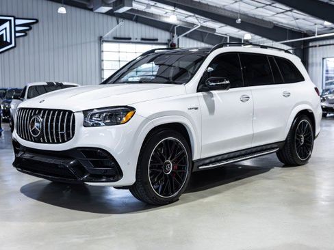 Used 2025 Mercedes-Benz GLS 63 AMG 4MATIC image 2