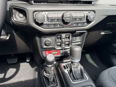 New 2026 Jeep Wrangler Willys AWD/4WD image 23
